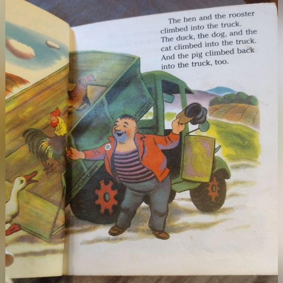 Vintage Book "A First little Golden Book" - Picture 3 of 5